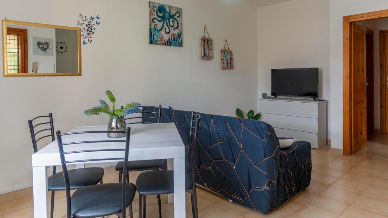 Ferienwohnung Welcomely - The Butterfly House Cala Gonone Exterior foto