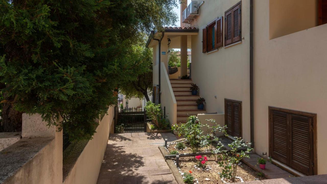 Ferienwohnung Welcomely - The Butterfly House Cala Gonone Exterior foto