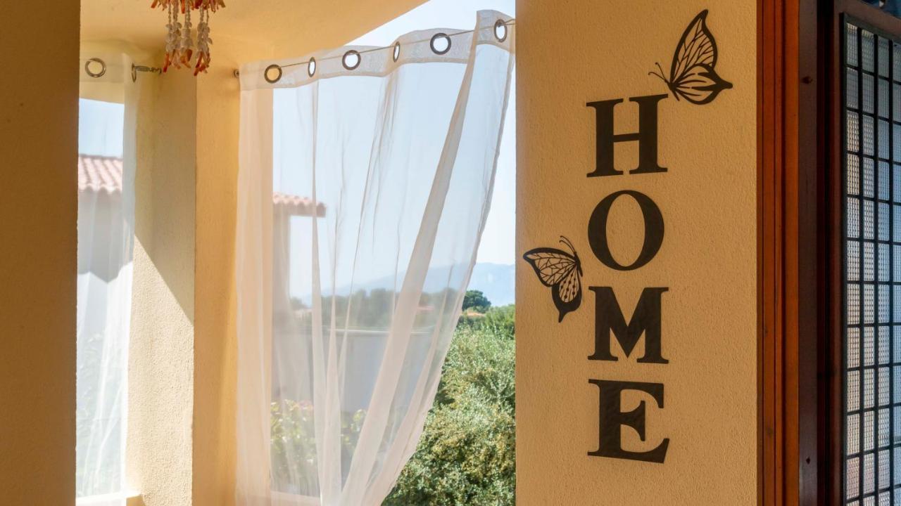 Ferienwohnung Welcomely - The Butterfly House Cala Gonone Exterior foto