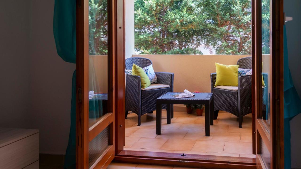 Ferienwohnung Welcomely - The Butterfly House Cala Gonone Exterior foto