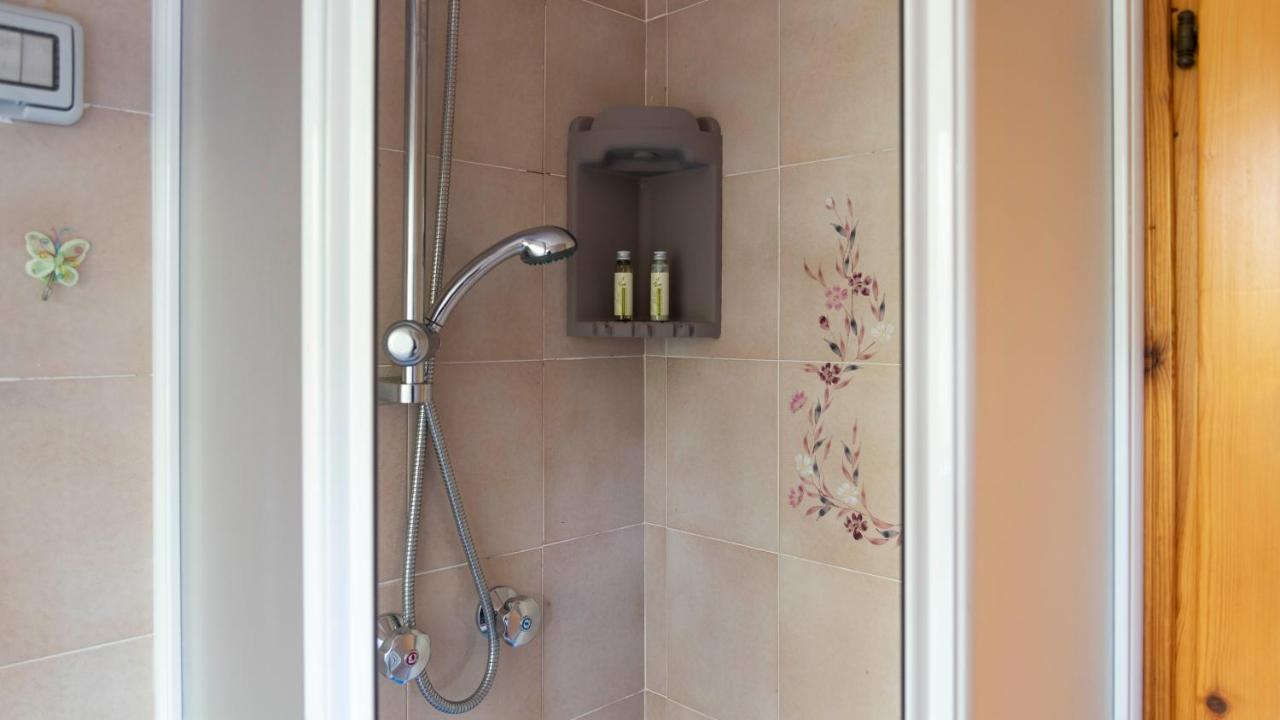 Ferienwohnung Welcomely - The Butterfly House Cala Gonone Exterior foto